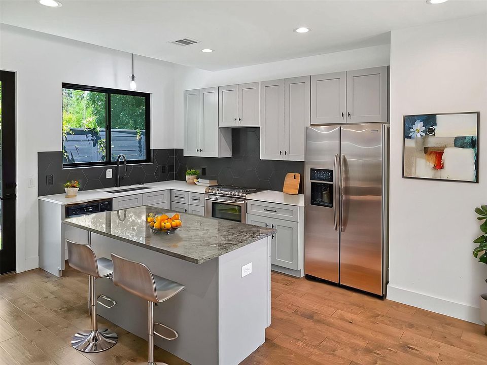 1st image of 2100 Prather Ln #2