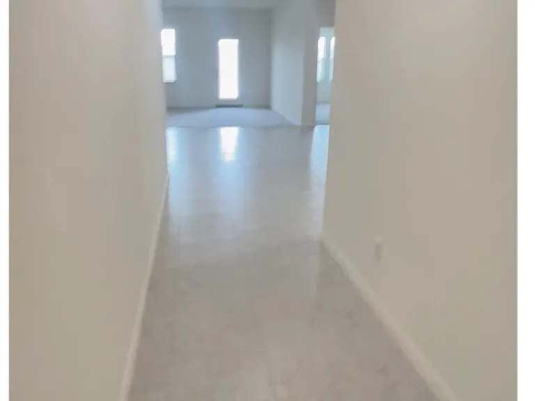 16663 W Christy Dr — Photo 11