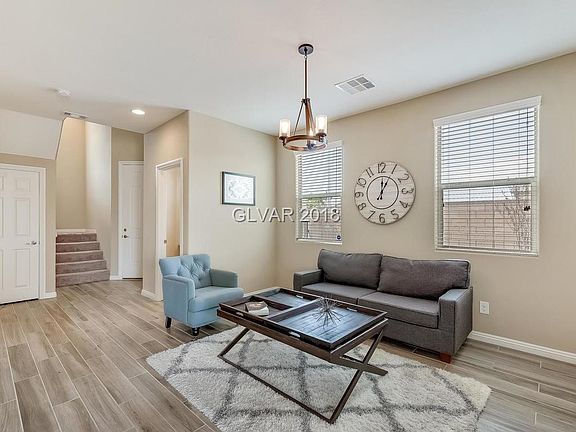 4th image of 152 E Neal Ave