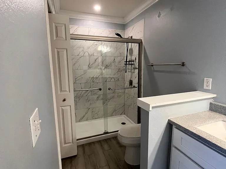 410 Tradition Ln — Photo 16