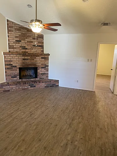 101 N Troy Ave #C Photo 1