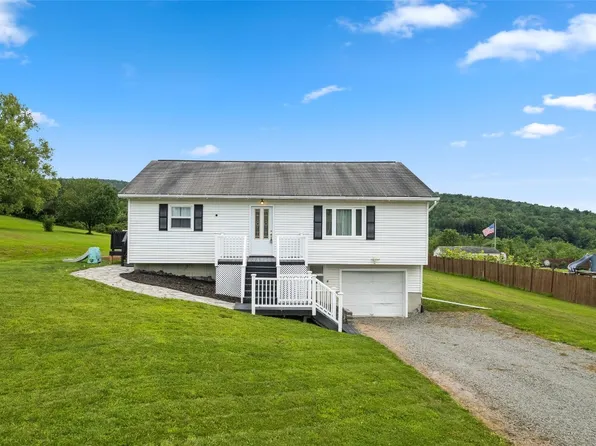15 Pine Valley Rd, Windsor, NY 13865
