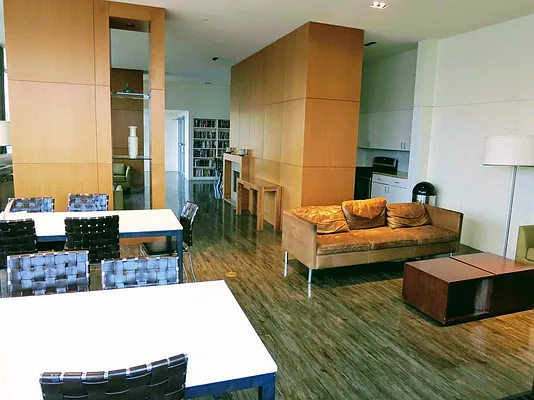 Rented by Compass | media 21