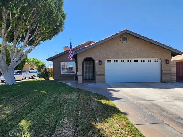 378 Village Dr, Blythe, CA 92225