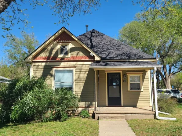 431 S Washington St, Lindsborg, KS 67456