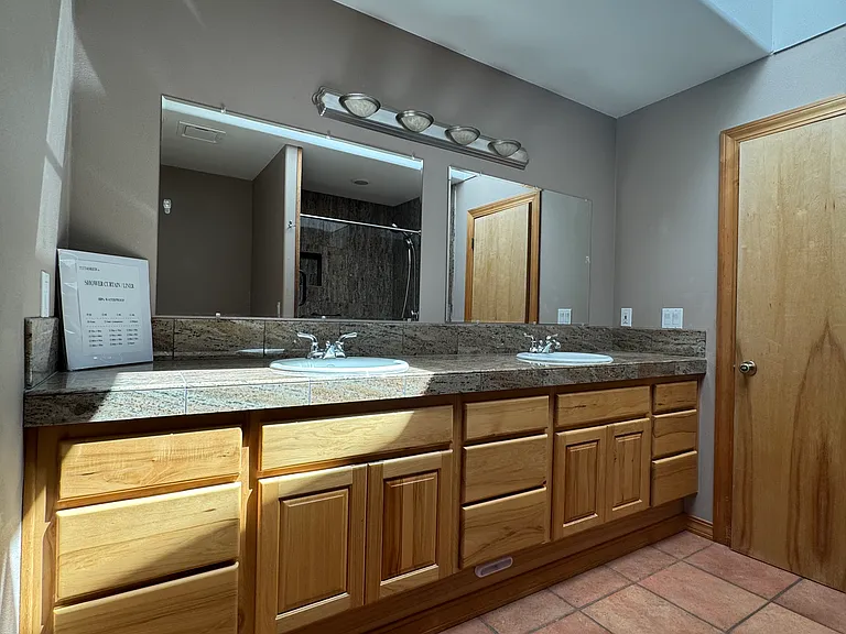 14800 Harborview Dr — Photo 23