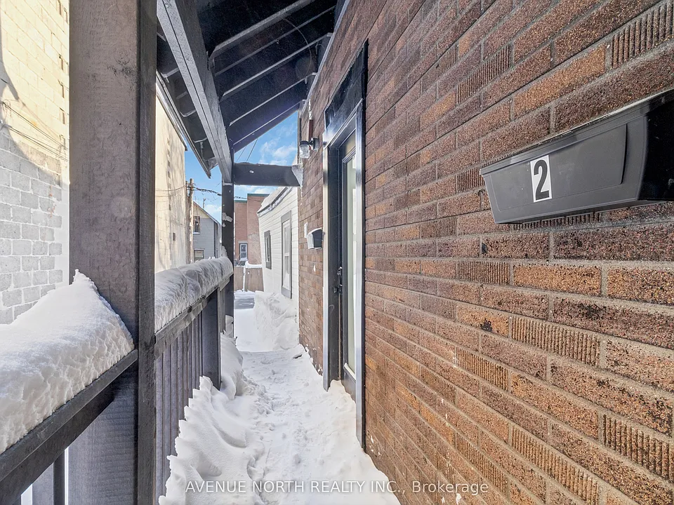 28 Florence St #2