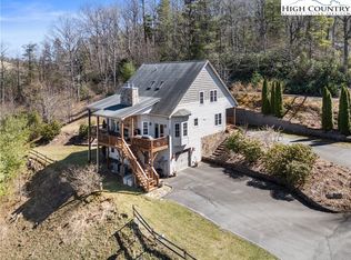 163 Farm Valley Ln, Boone, NC 28607