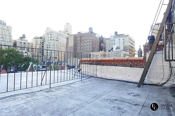 Rented by JK Dansar Corp | media 5