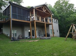 Point Clear Ct, Savannah, TN 38372