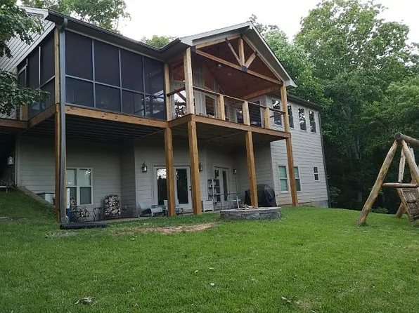 Point Clear Ct, Savannah, TN 38372