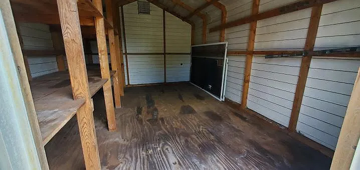 703 Regency Ct — Photo 15