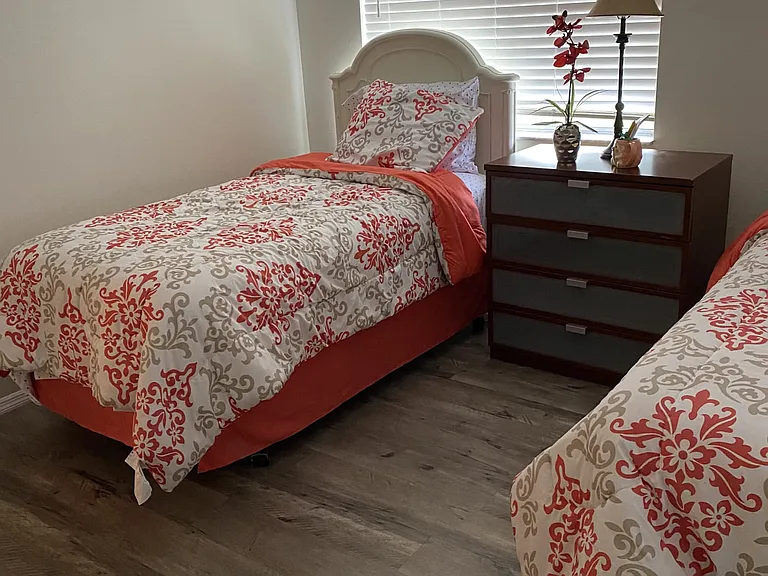 7350 Oak Meadows Cir — Photo 4