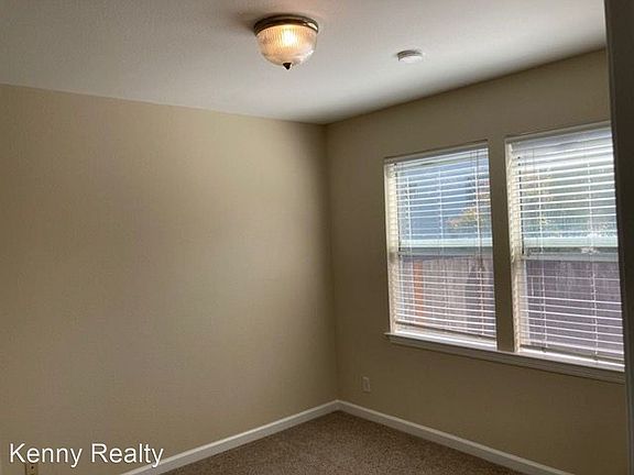 5th image of 618 Olive Ave APT B