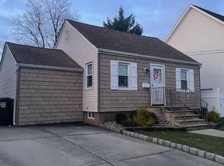 147 Bucknell Ave, Woodbridge, NJ