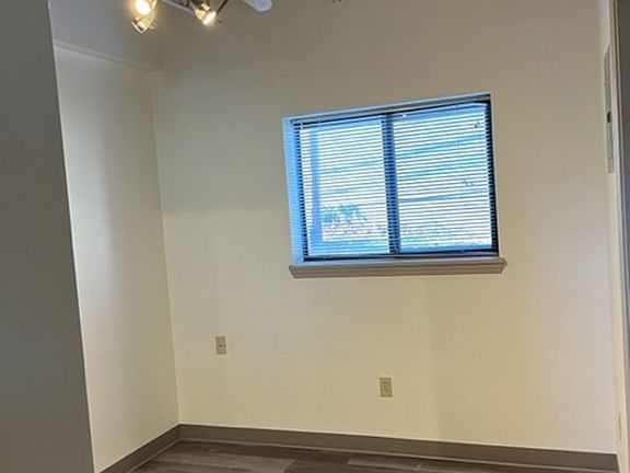 4th image of 111 W Morgan St #15