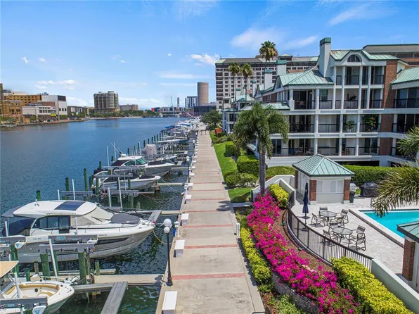 847 Seddon Cove Way, Tampa, FL 33602