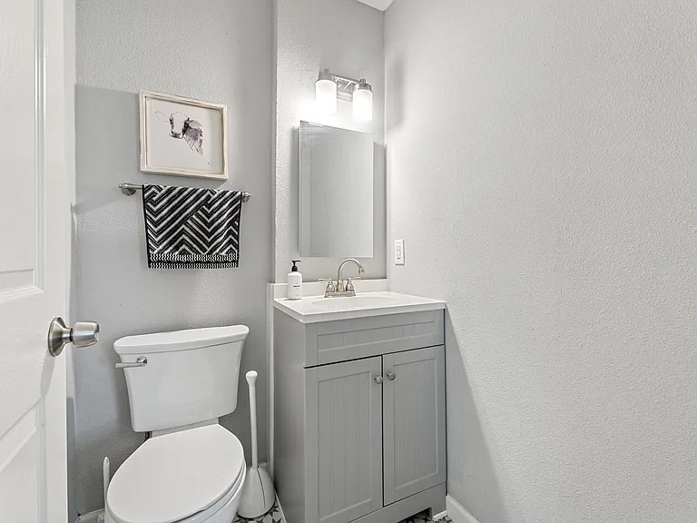 8508 Bradford Dr — Photo 22