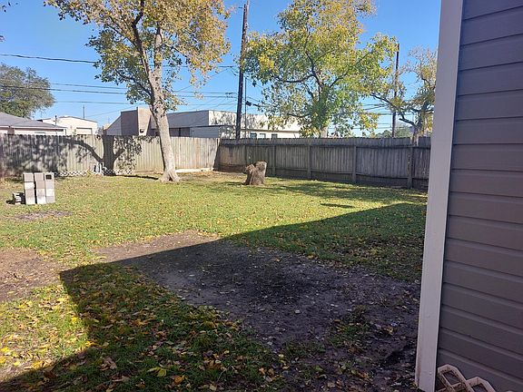 2nd image of 7441 Elbridge Ln