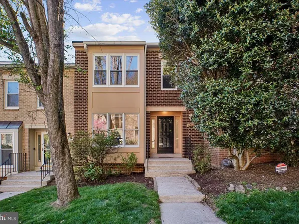 4815 Cloister Dr, Rockville, MD 20852