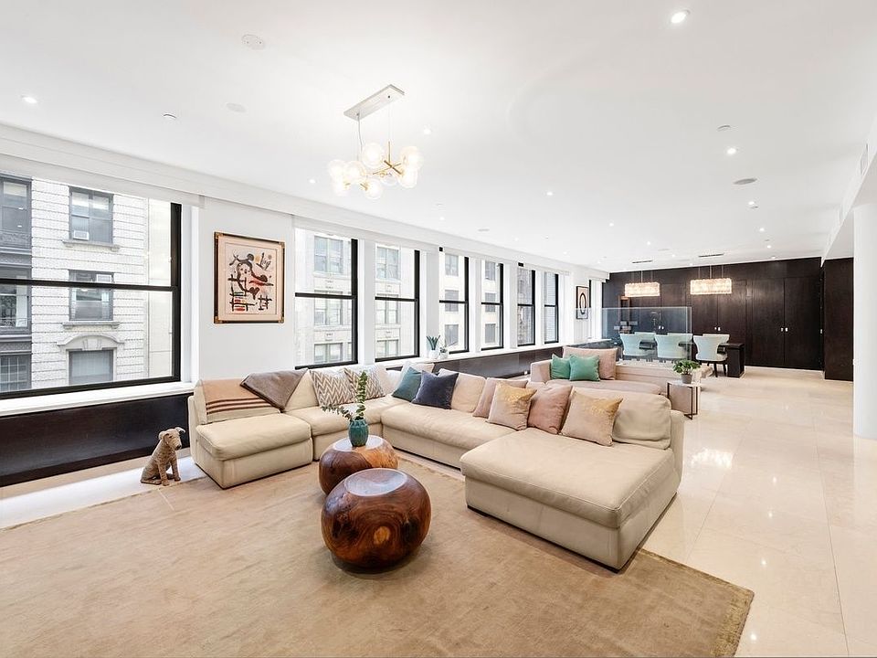 1st image of 17 W 17th St #4FF