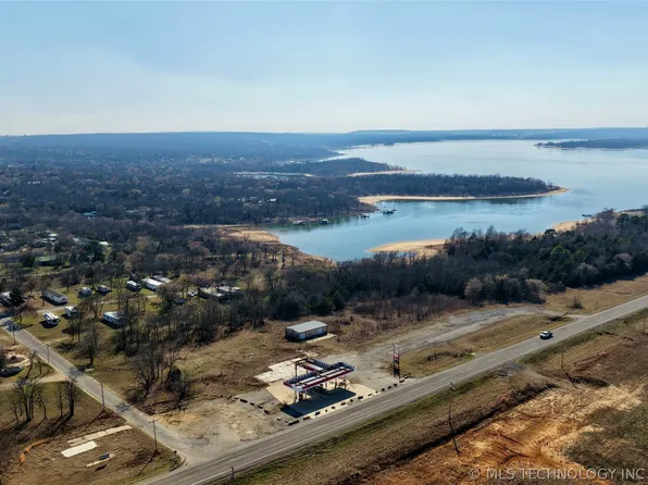 2 Highway 9, Eufaula, OK 74432