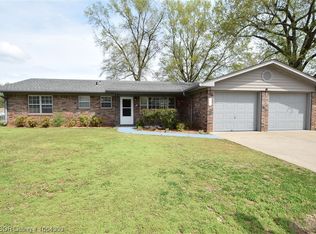 314 N Roberts Loop, Roland, OK 74954