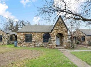 1703 SW 7th St, Lawton, OK 73501