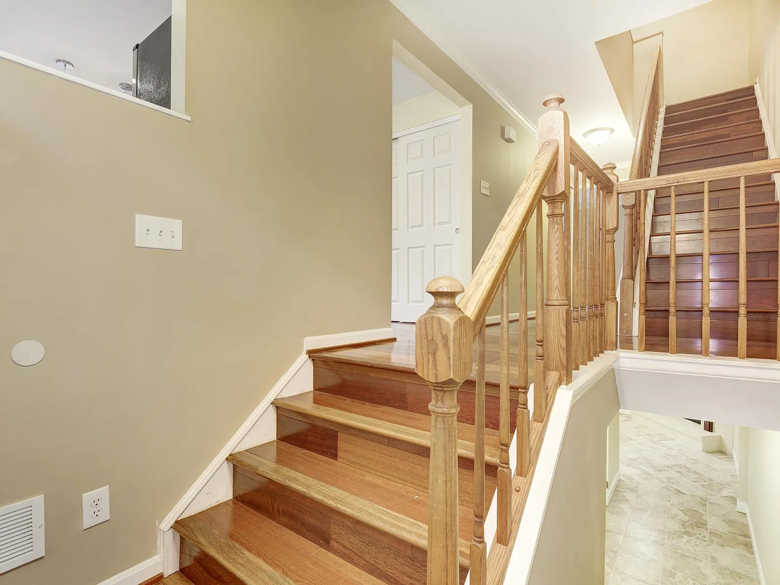 4 bed, 3000 sqft, $3,800 — Photo 4