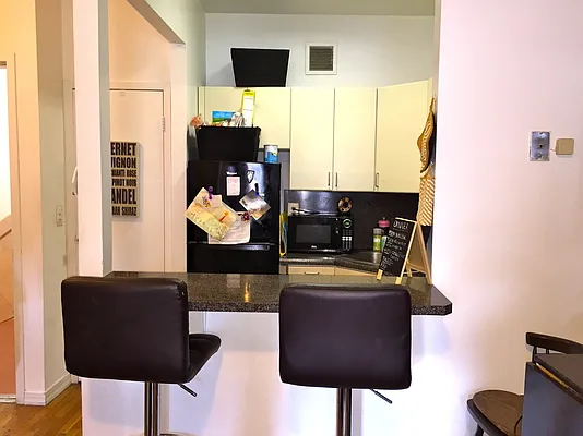 Rented by Vanderborgh Realty  | media 19