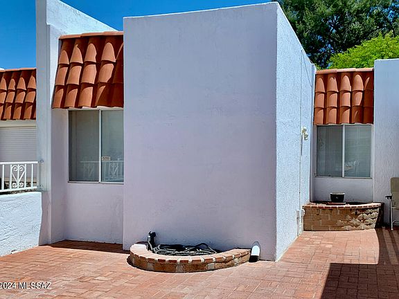 2nd image of 6824 E Calle De Oro
