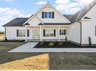 1462 Millpond Rd, Elizabeth City, NC 27909