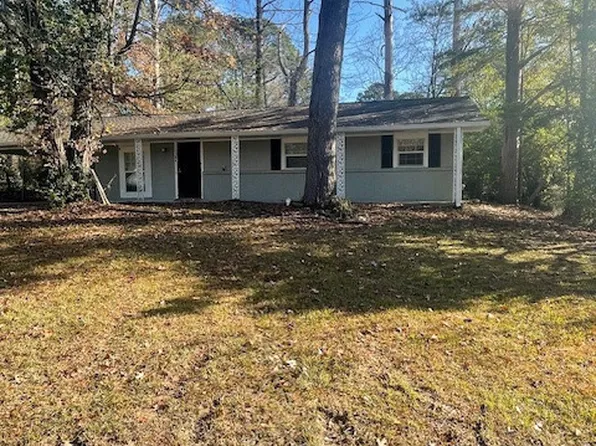 3164 Fleetwood Dr, Jackson, MS 39212