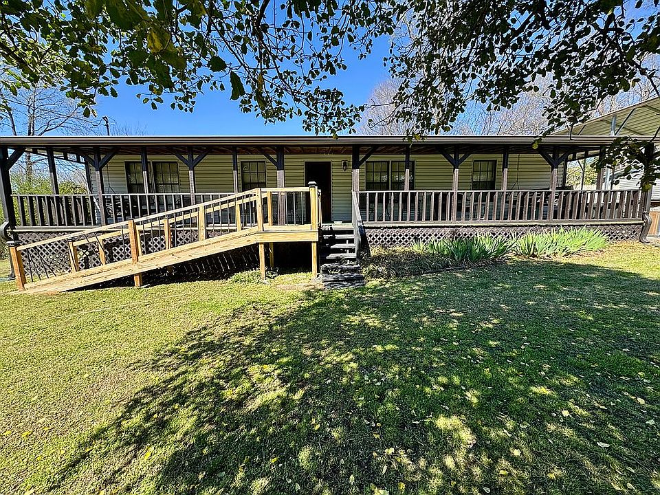 1st image of 425 Ponder Dr SE