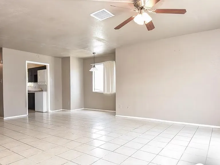 8405 Wilcrest Dr #2700 — Photo 9