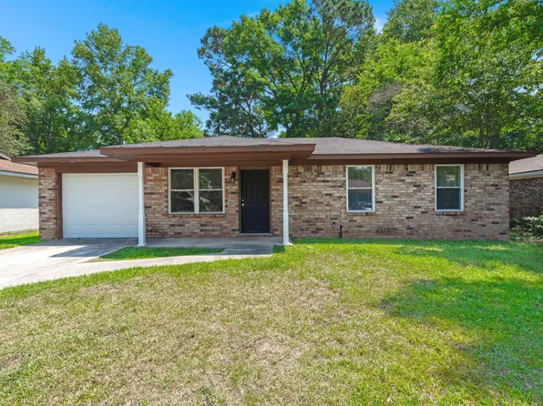 110 Bee St, Summerville, SC 29483