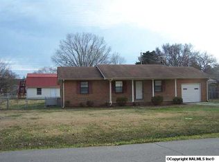 408 Walker Rd SW, Hartselle, AL 35640