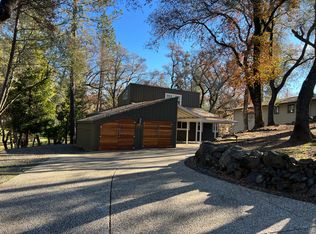 10972 Lake Forest Dr, Penn Valley, CA 95946