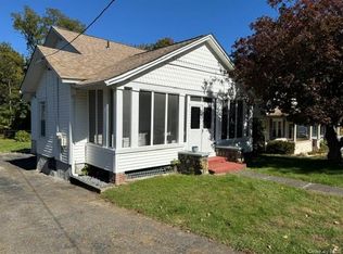 18 Oak Street, Newburgh, NY 12550