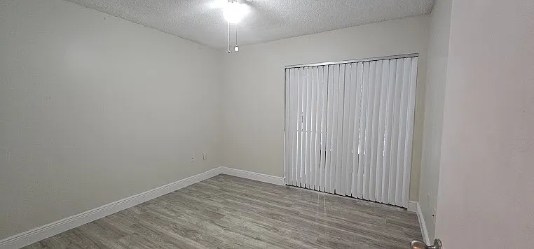 5908 Village Cir #5908 — Photo 1
