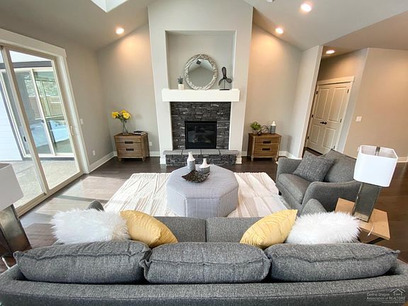 2nd image of 20841 SE Humber Ln Lot 381