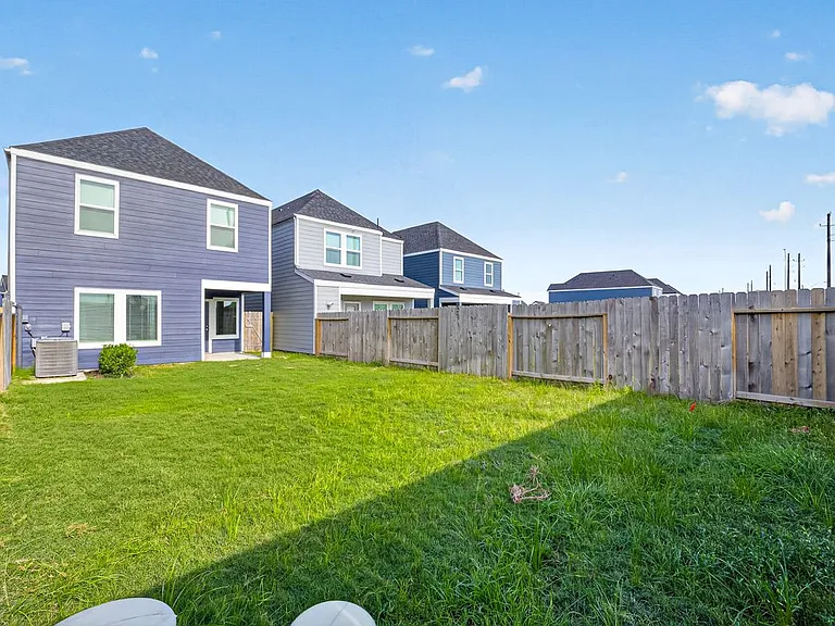 10206 Penryn Forest Trl — Photo 25