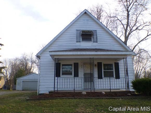 1st image of 932 E Adams St