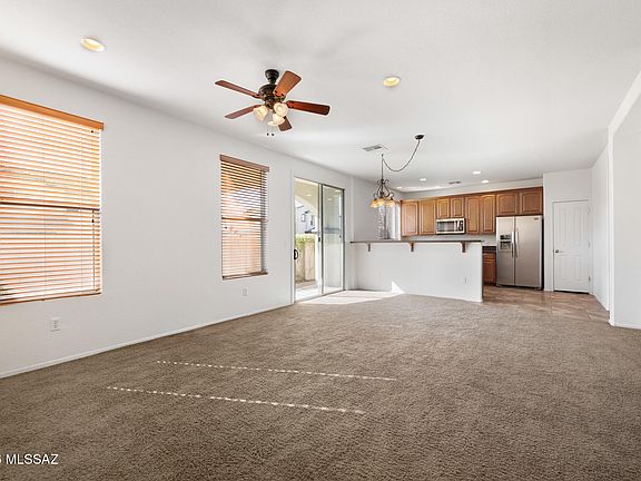 3rd image of 476 W Paseo Celestial