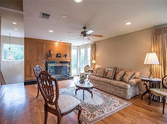5th image of 7708 Lake Highlands Dr