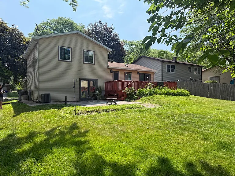 134 S Berteau Ave — Photo 31