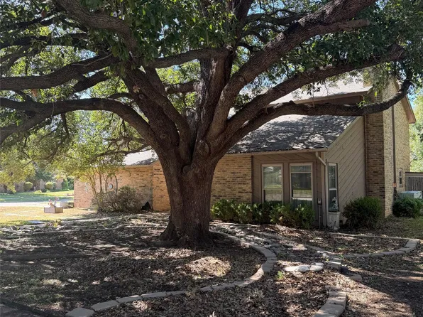 3626 Lake Pontchartrain Dr, Arlington, TX 76016