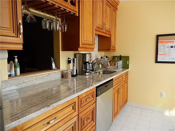 4th image of 123 Old Belden Hill Rd APT 15