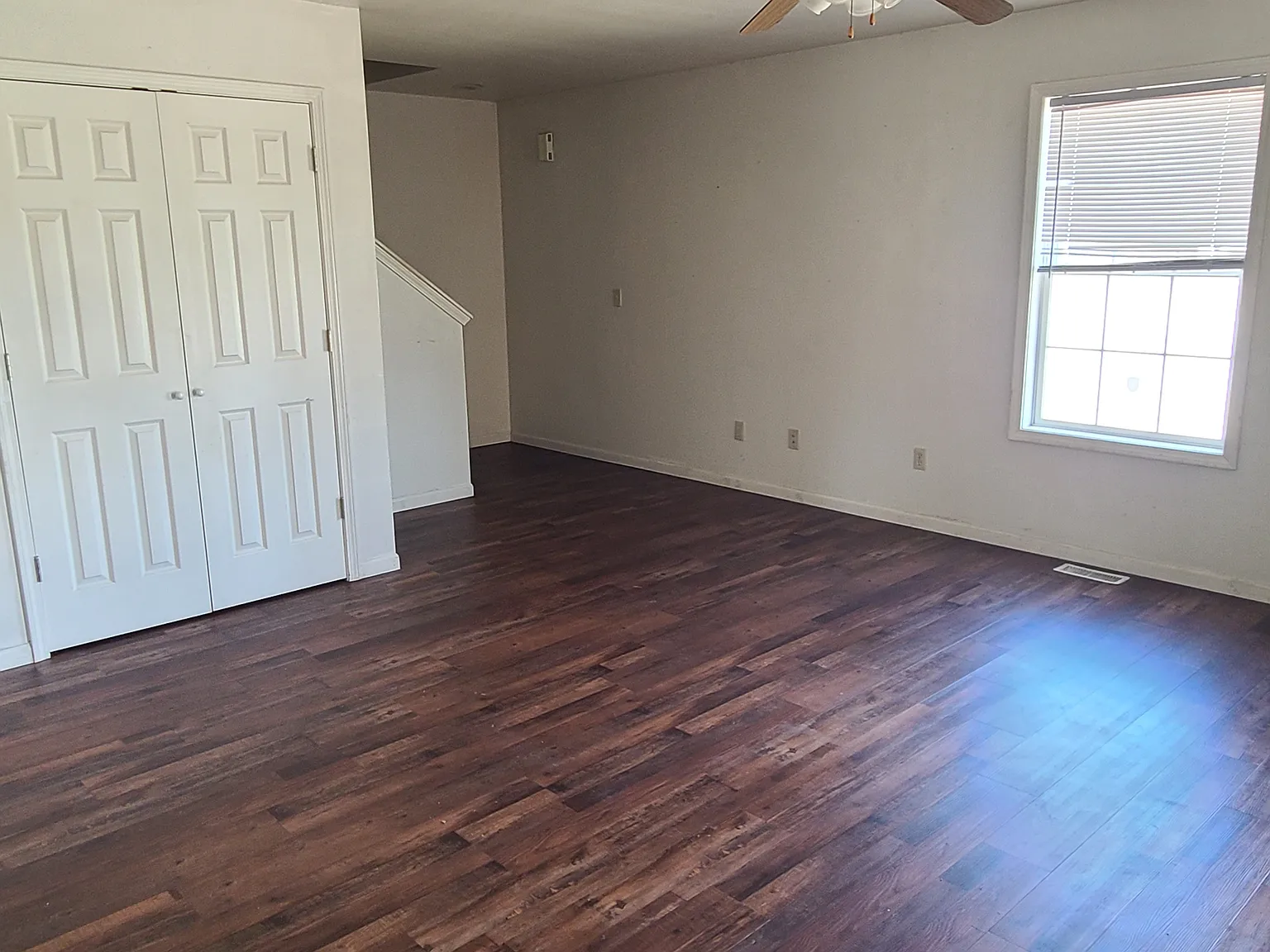 4 bed, $1,940 — Photo 3