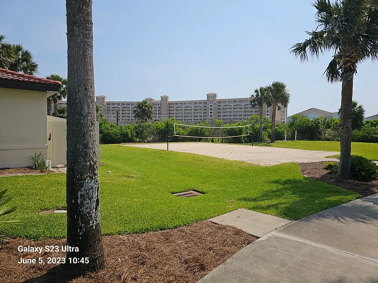 21 Los Lagos Blvd — Photo 36